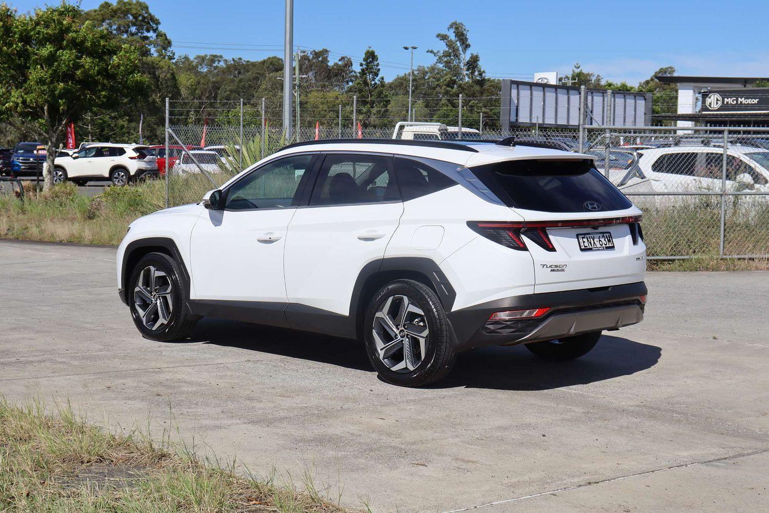 2021 Hyundai Tucson Highlander in White