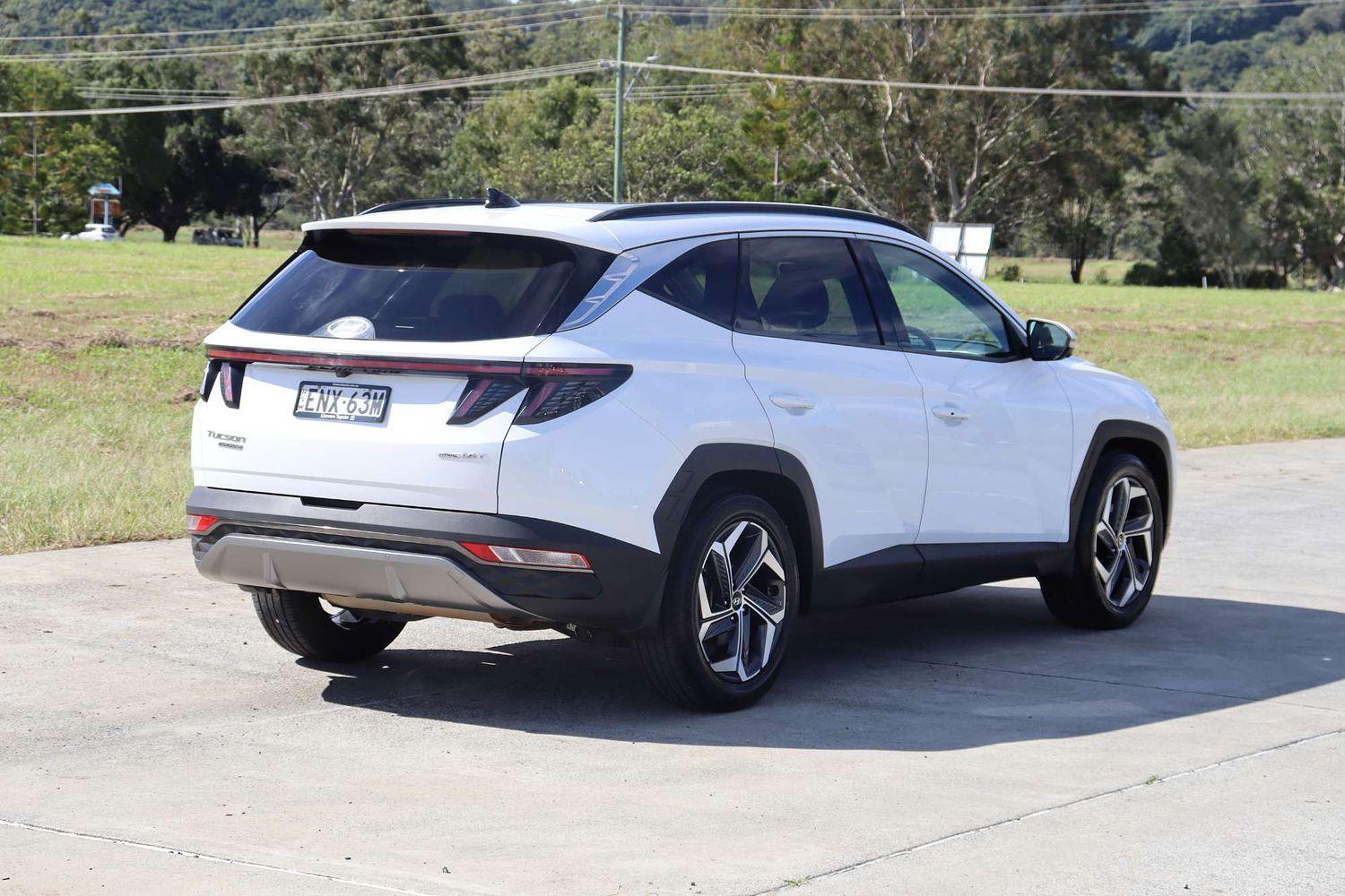 2021 Hyundai Tucson Highlander in White