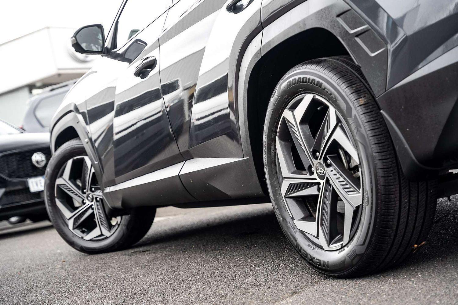 2023 Hyundai Tucson Highlander in Grey