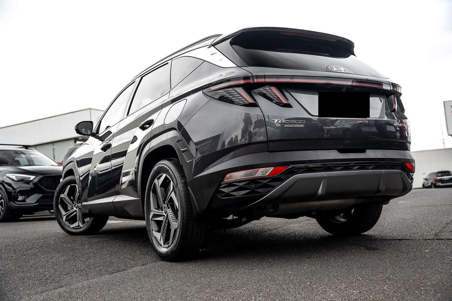 2023 Hyundai Tucson Highlander in Grey