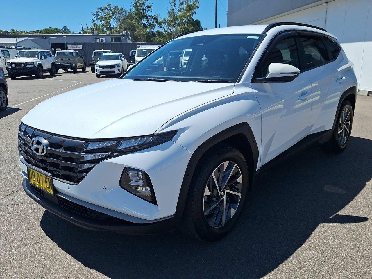 2021 Hyundai Tucson Elite in White