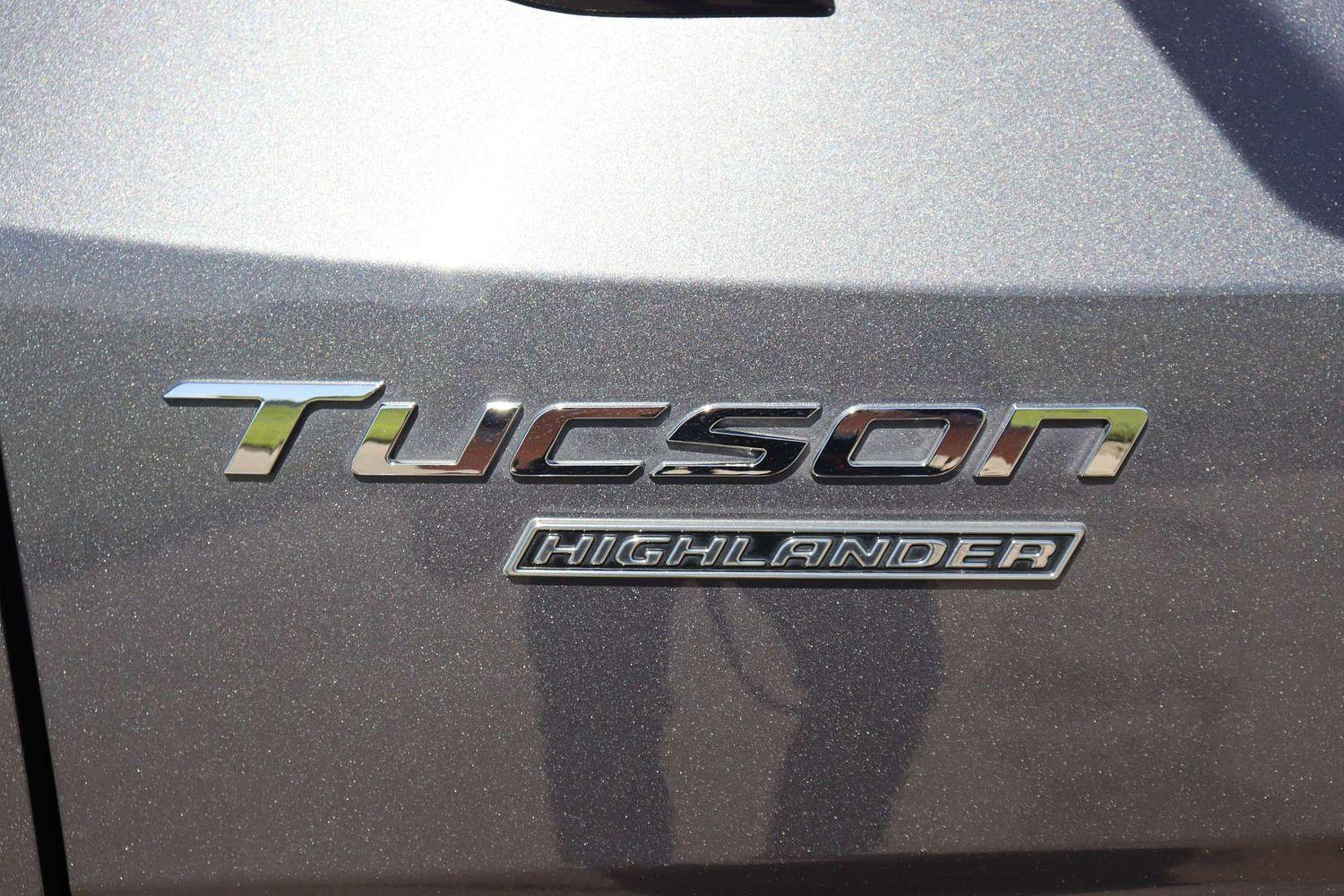 2023 Hyundai Tucson Highlander in Grey