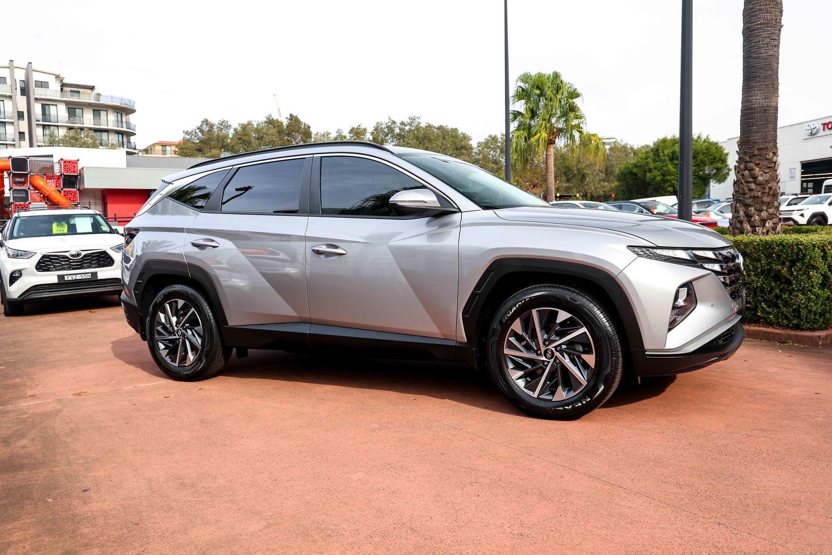 2022 Hyundai Tucson Elite in Silver