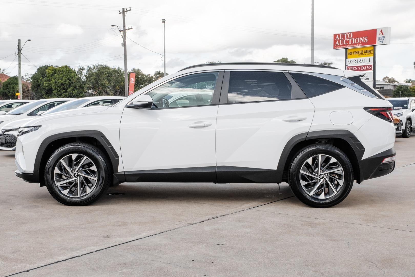 2023 Hyundai Tucson Elite in White Cream