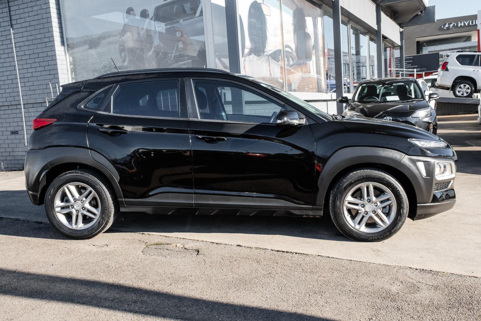 2020 Hyundai Kona Active in Phantom Black