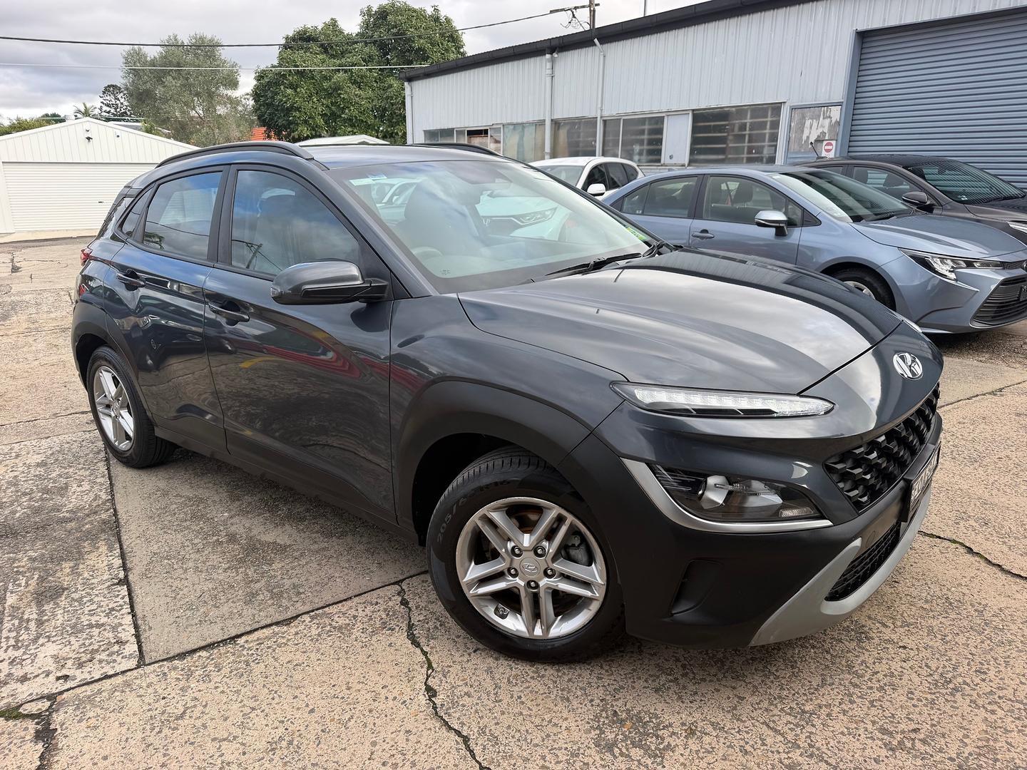 2021 Hyundai Kona Base in Abyss Black
