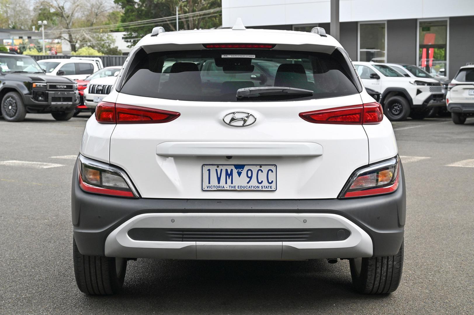 2021 Hyundai Kona Active in White