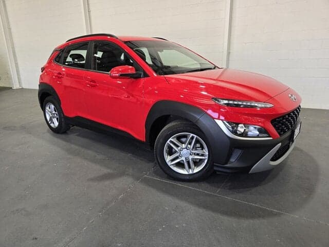 2022 Hyundai Kona Base in Red