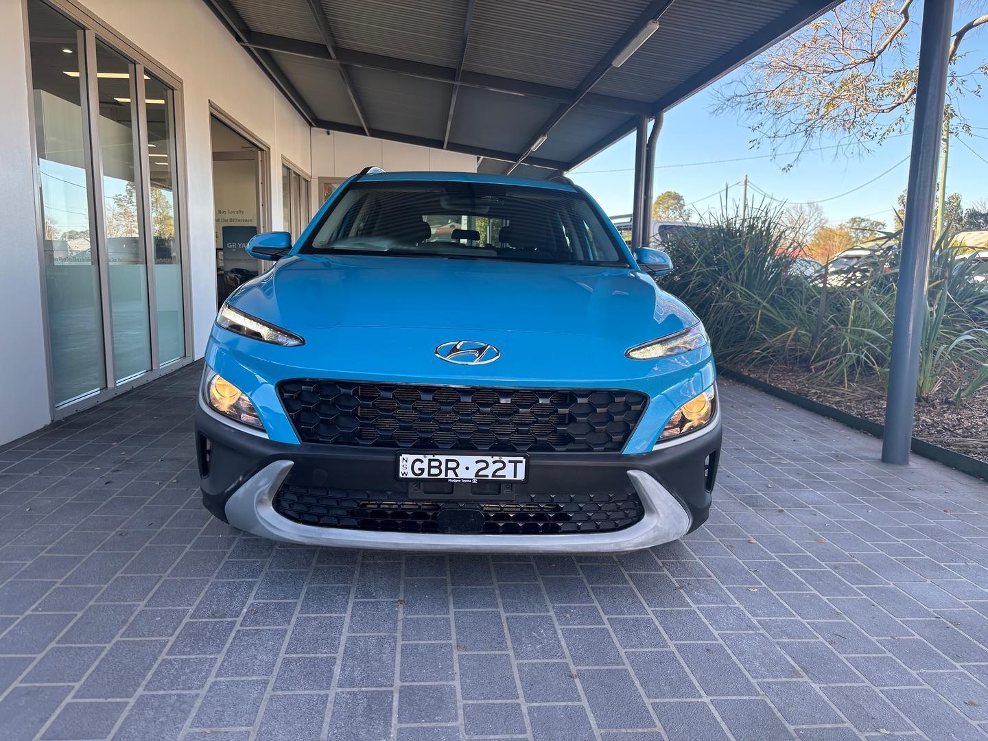 2022 Hyundai Kona Base in Blue