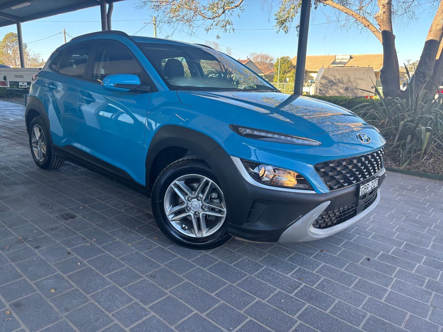 2022 Hyundai Kona Base in Blue