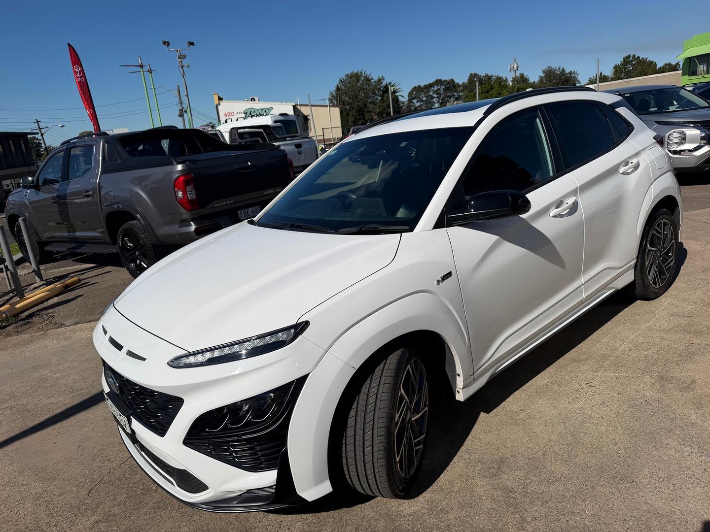 2021 Hyundai Kona N-Line Premium in Atlas White