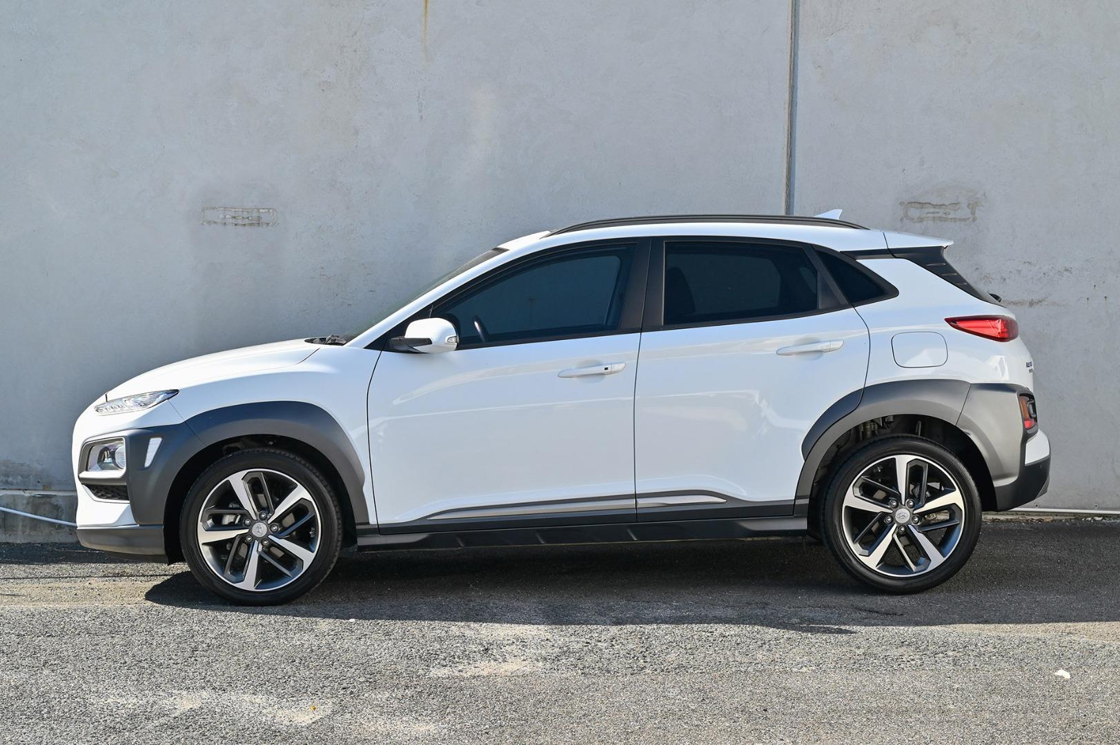 2020 Hyundai Kona Highlander in White