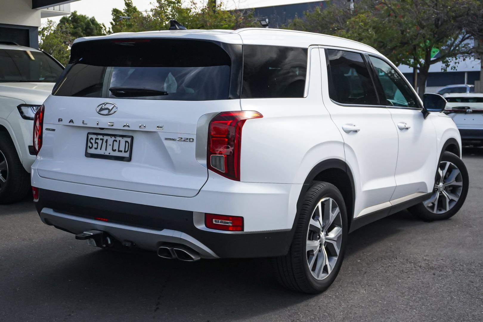 2021 Hyundai Palisade Highlander in White