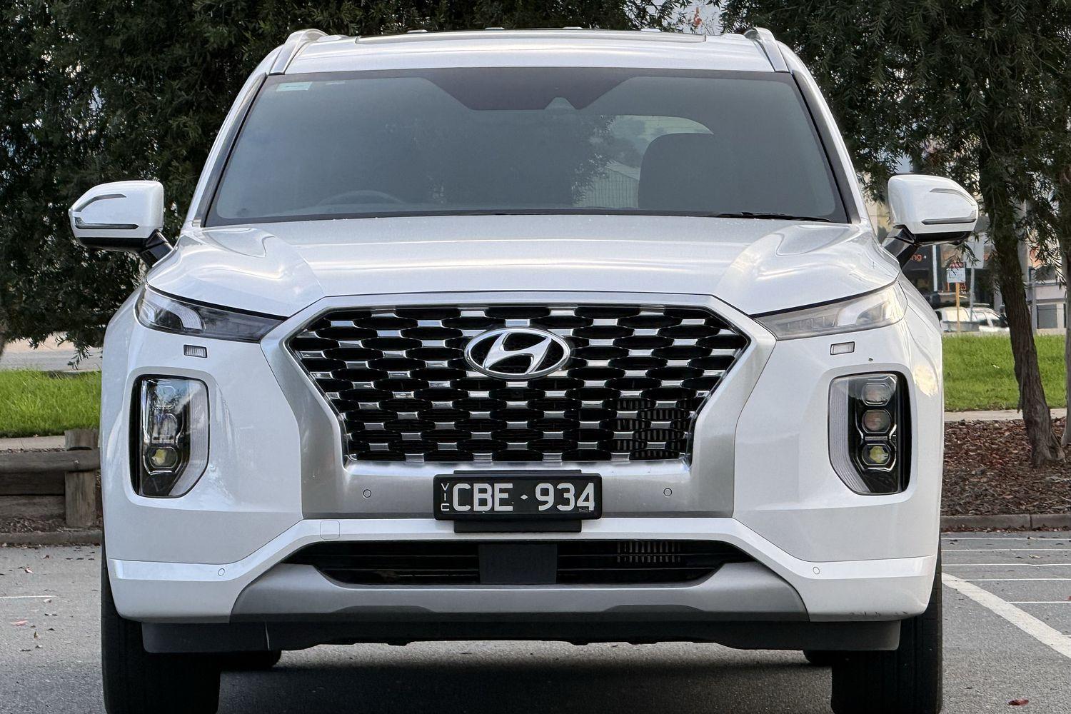 2022 Hyundai Palisade Highlander in White