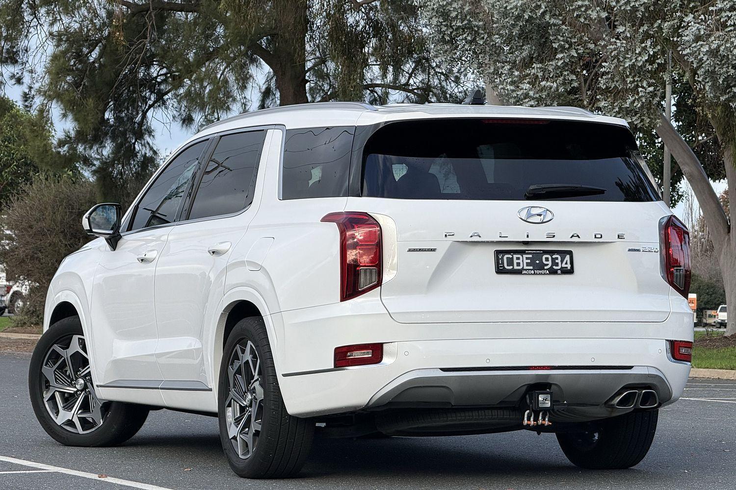 2022 Hyundai Palisade Highlander in White