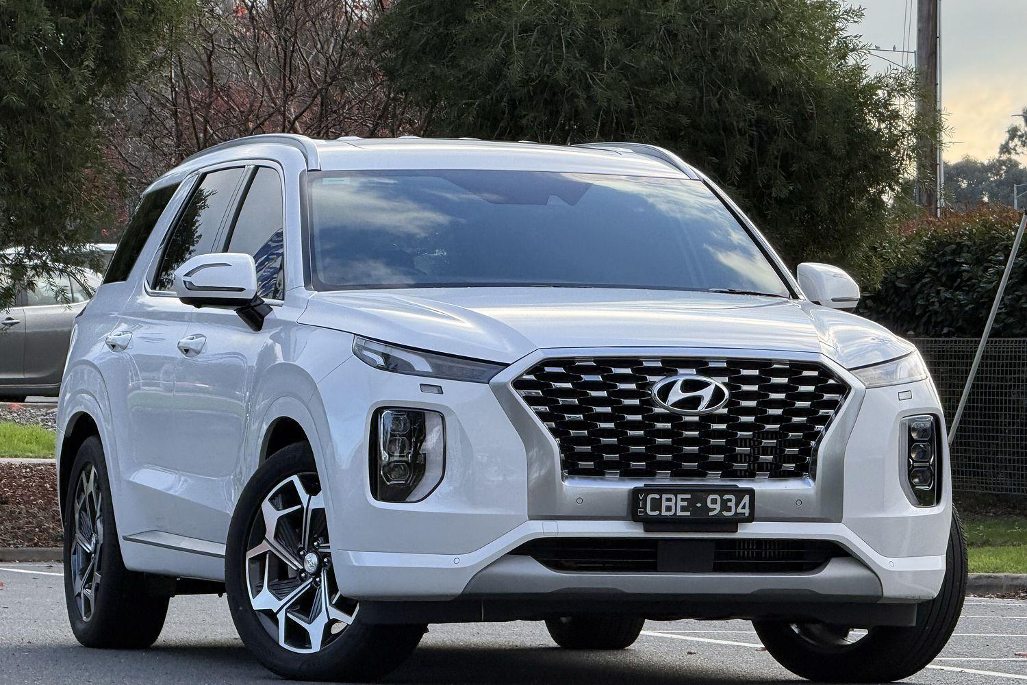 2022 Hyundai Palisade Highlander in White