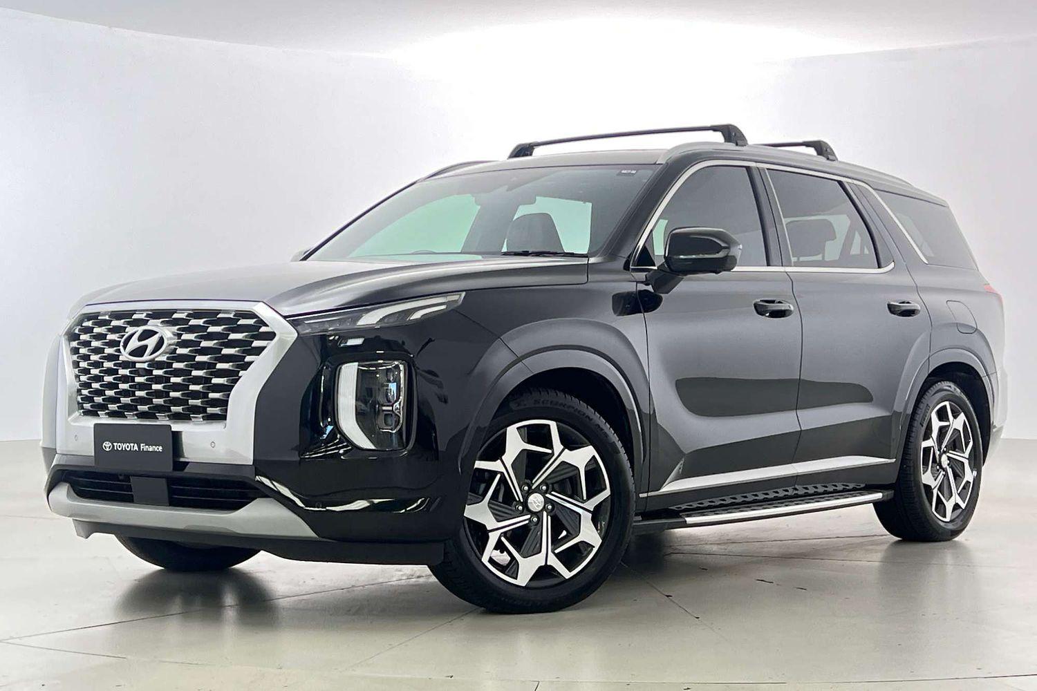 2021 Hyundai Palisade Highlander in Black
