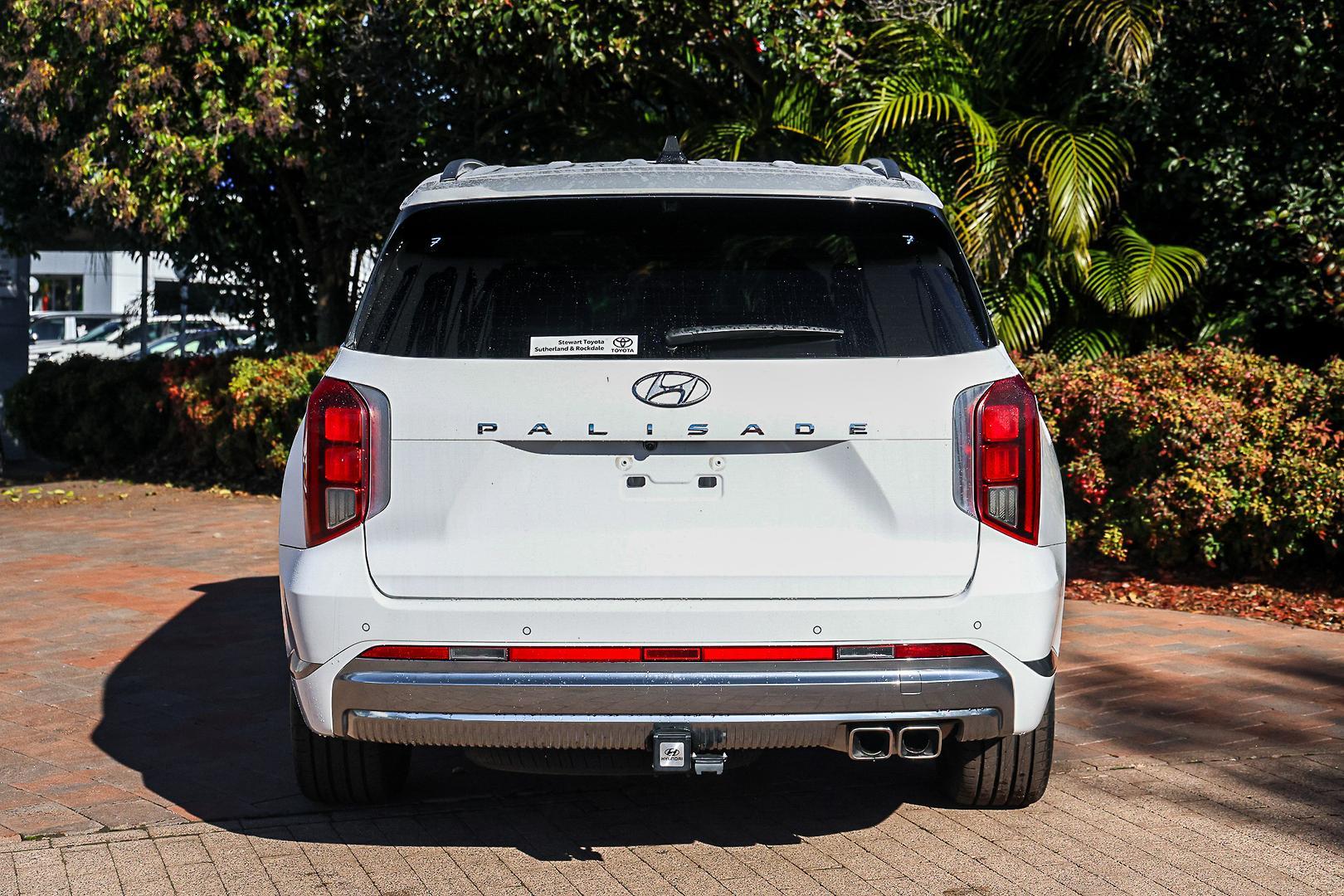 2022 Hyundai Palisade Highlander in White