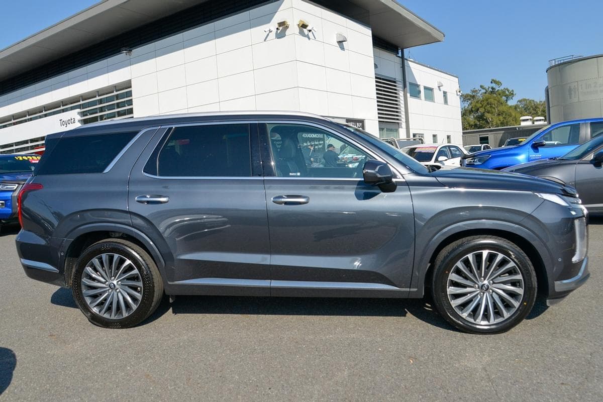 2023 Hyundai Palisade Calligraphy in Grey