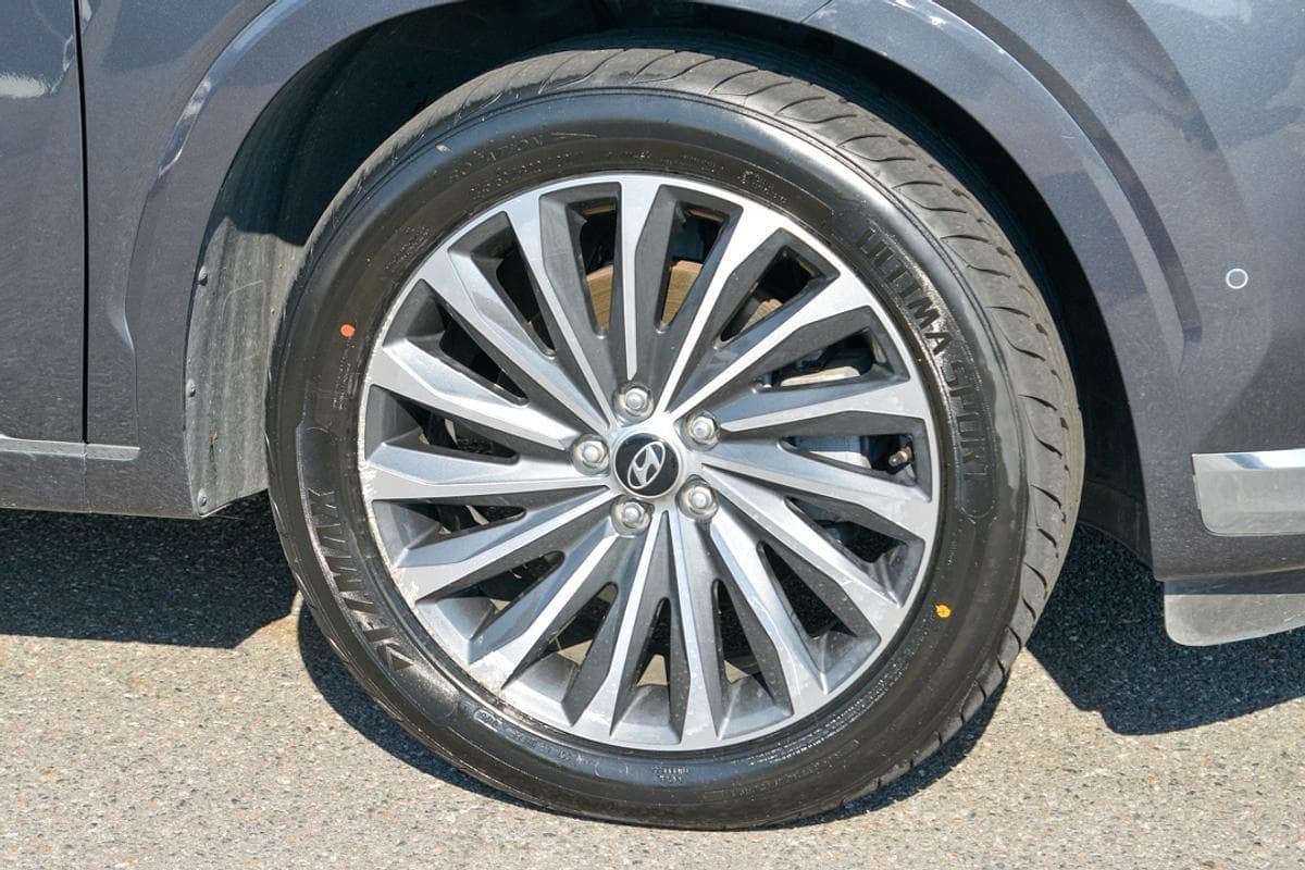 2023 Hyundai Palisade Calligraphy in Grey