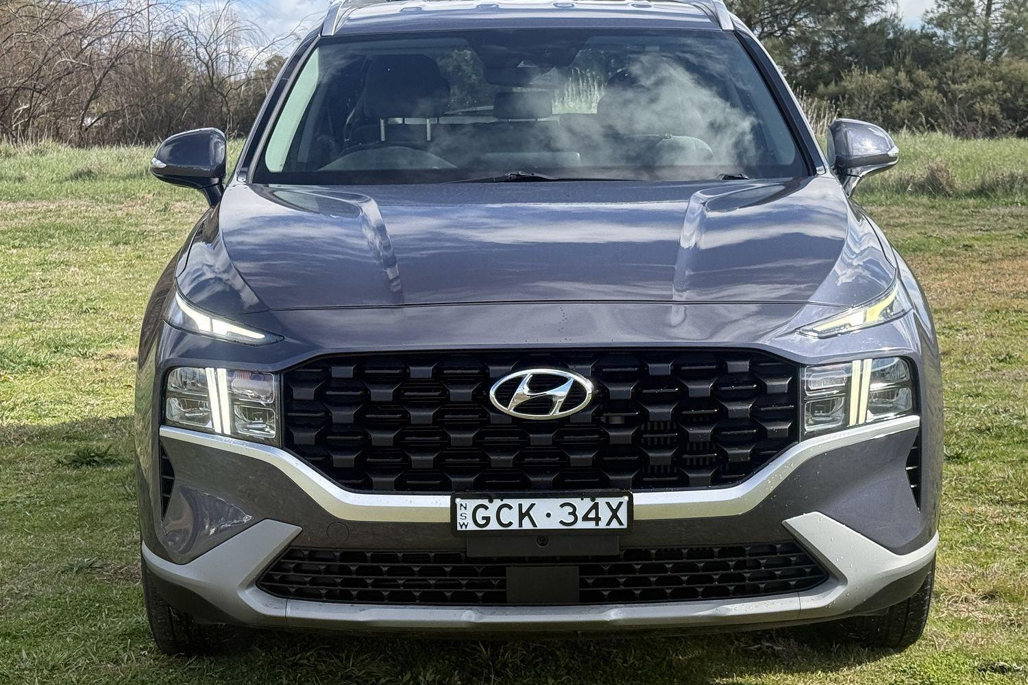 2022 Hyundai Santa Fe Base in Lagoon Blue