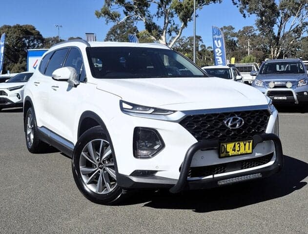 2020 Hyundai Santa Fe Elite in White