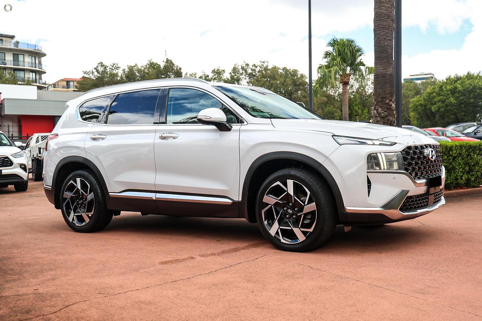 2021 Hyundai Santa Fe Elite in White