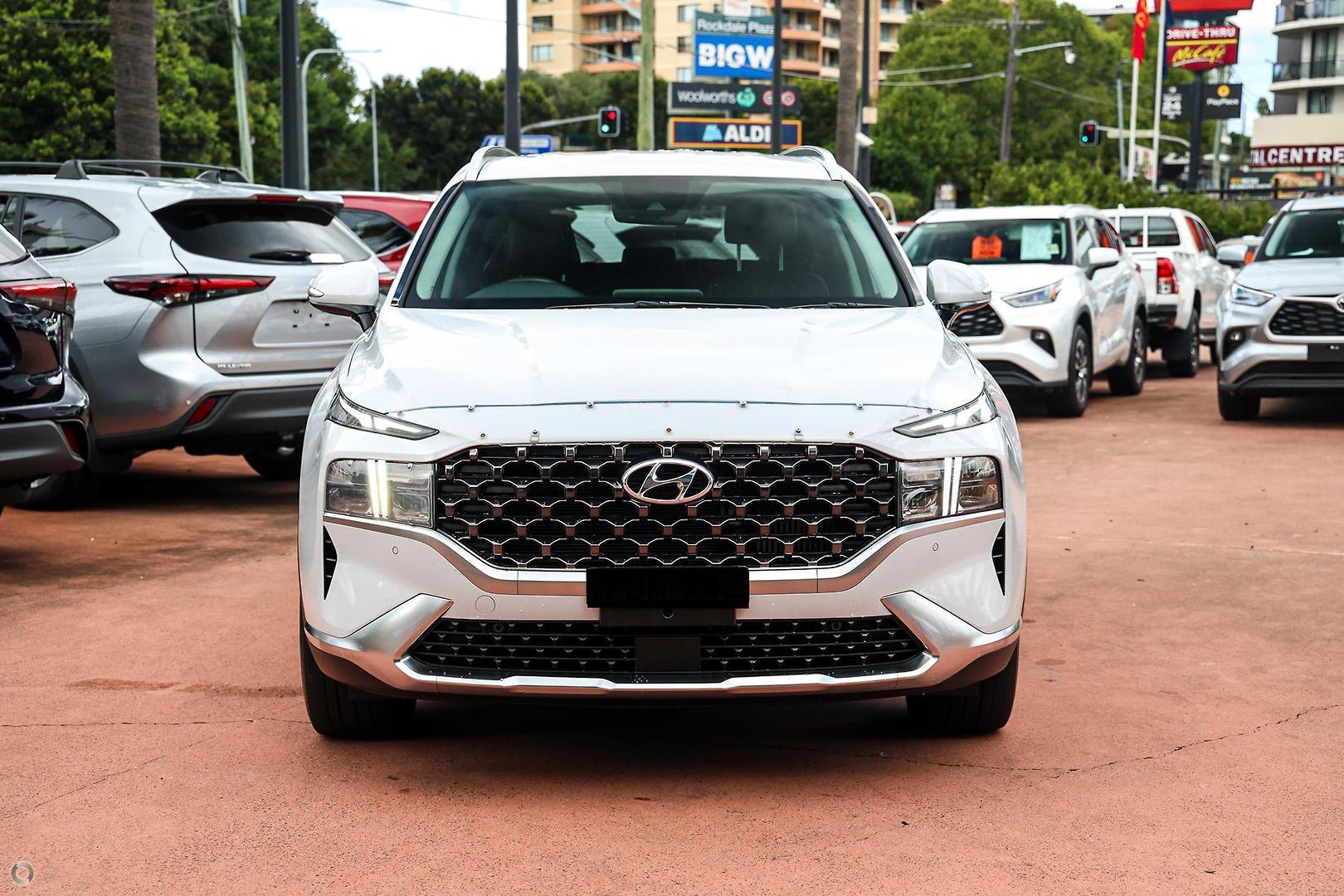 2021 Hyundai Santa Fe Elite in White