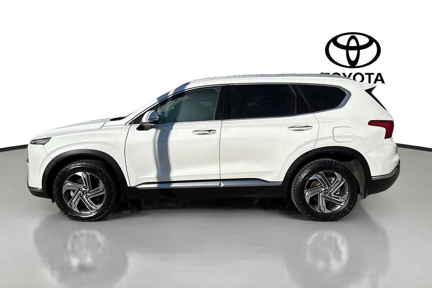 2023 Hyundai Santa Fe Active in White