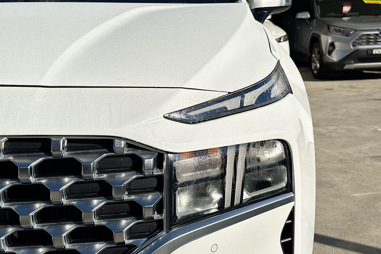 2023 Hyundai Santa Fe Active in White
