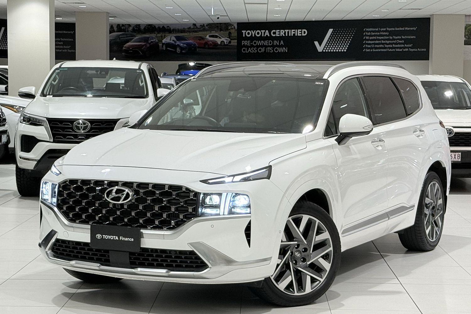 2023 Hyundai Santa Fe Highlander in White