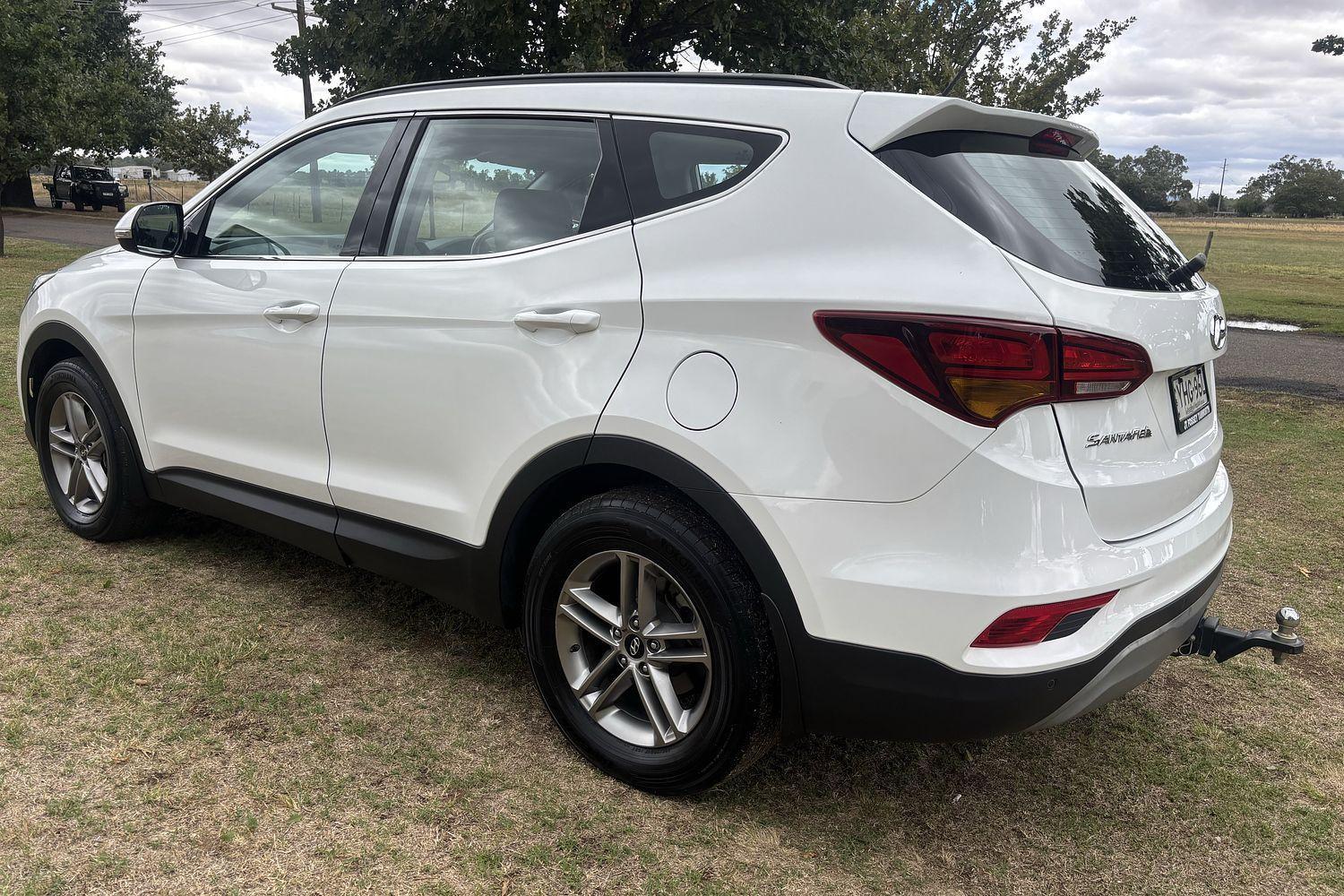 2017 Hyundai Santa Fe Active in Other