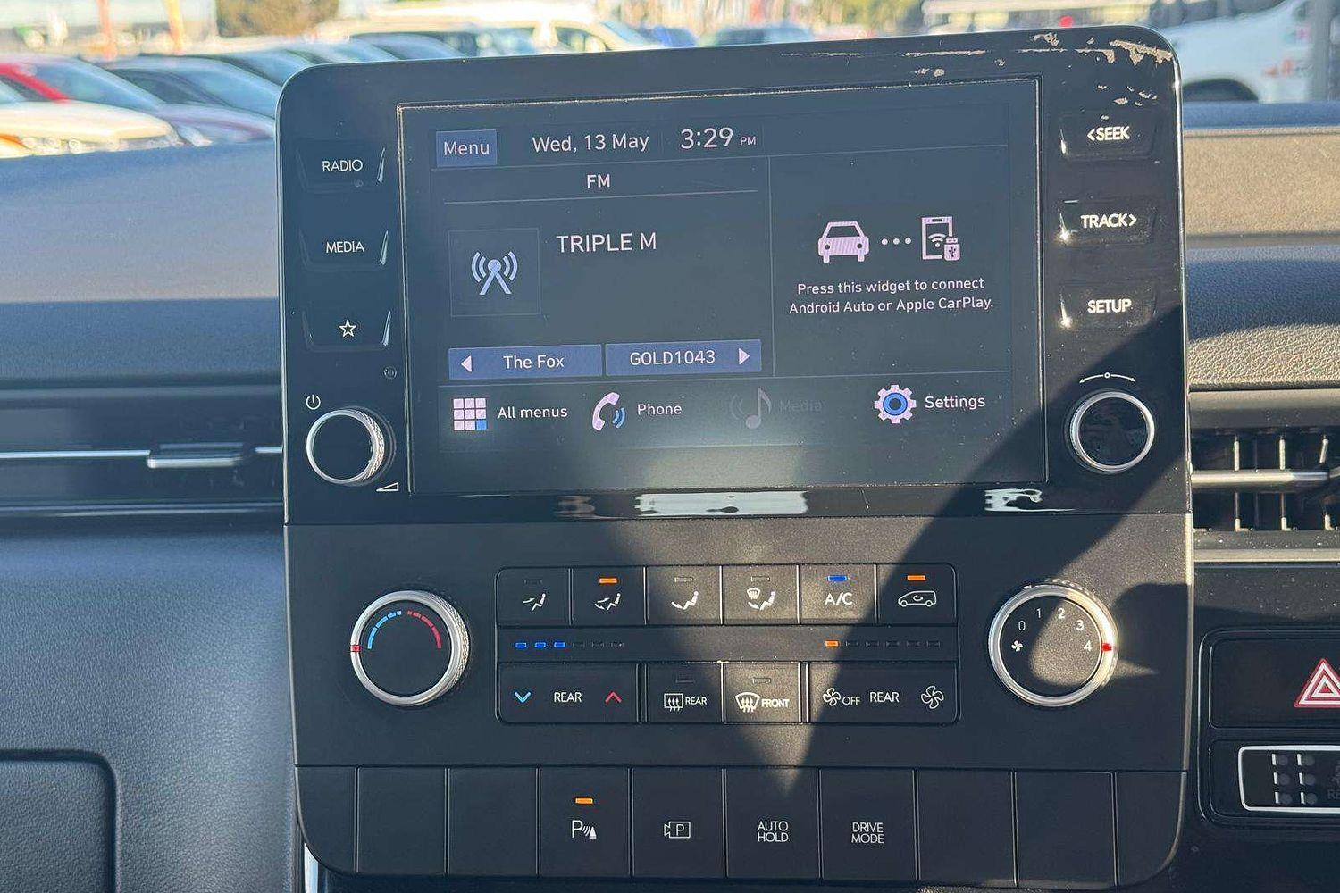 2022 Hyundai STARIA Base in White