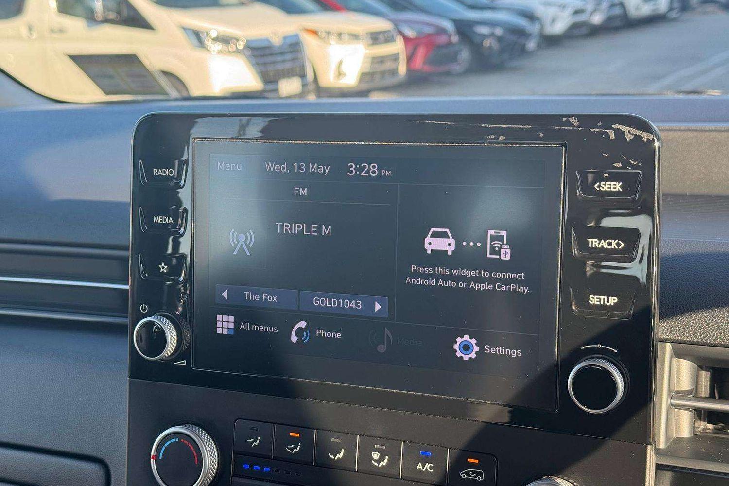 2022 Hyundai STARIA Base in White