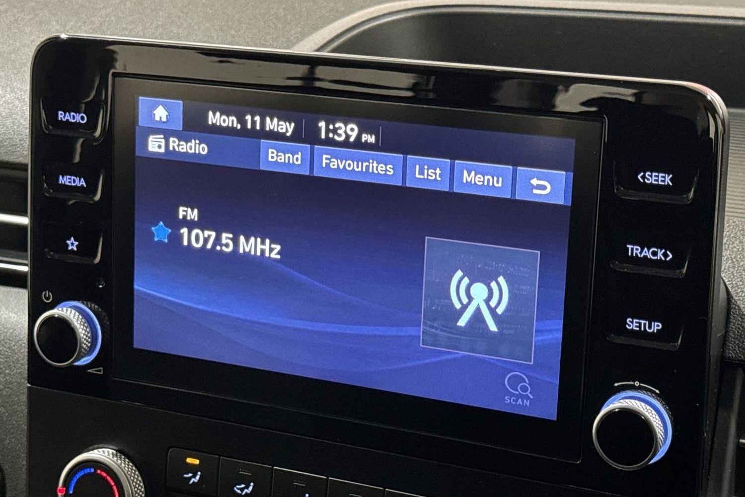 2022 Hyundai STARIA Base in White