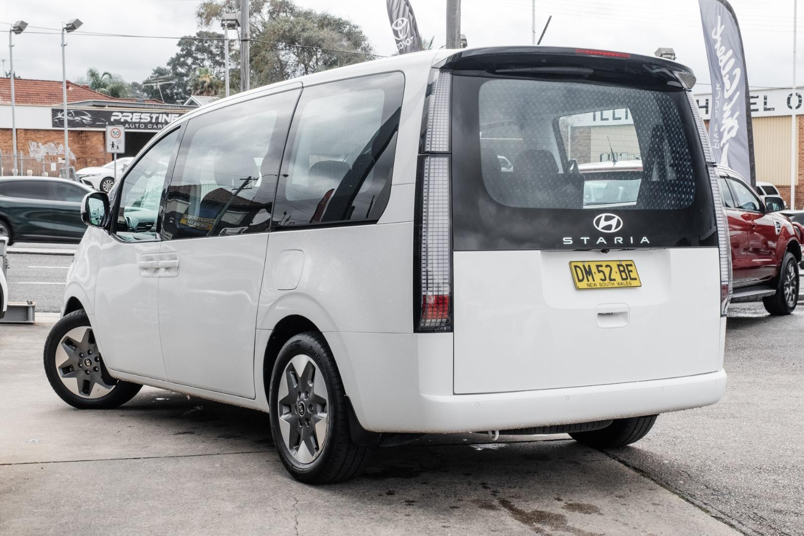 2024 Hyundai STARIA Base in Other