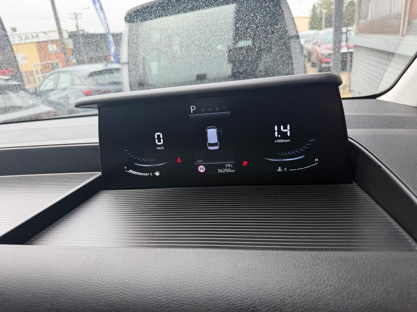 2024 Hyundai STARIA Base in Other