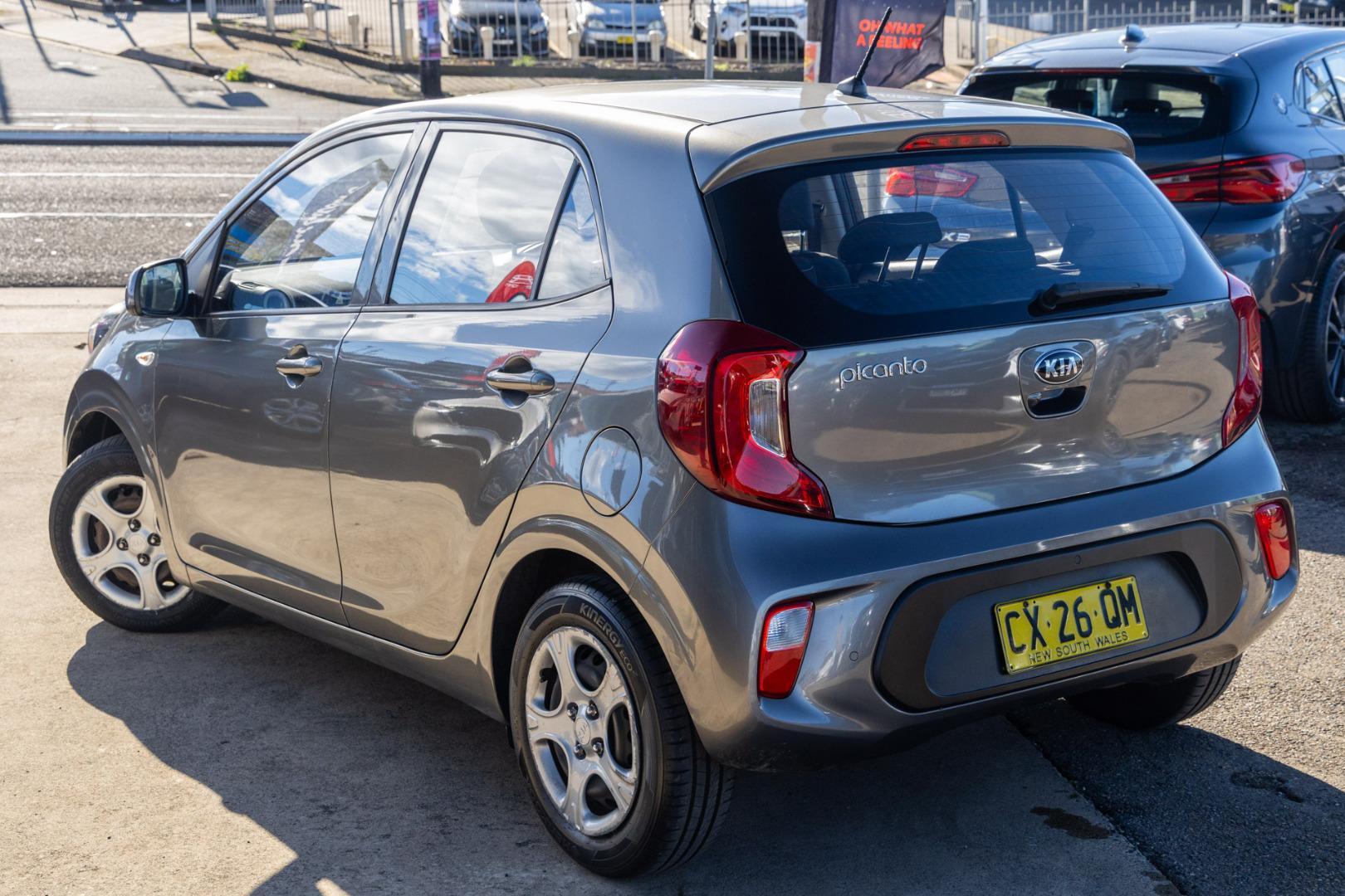 2018 Kia Picanto S in Silver