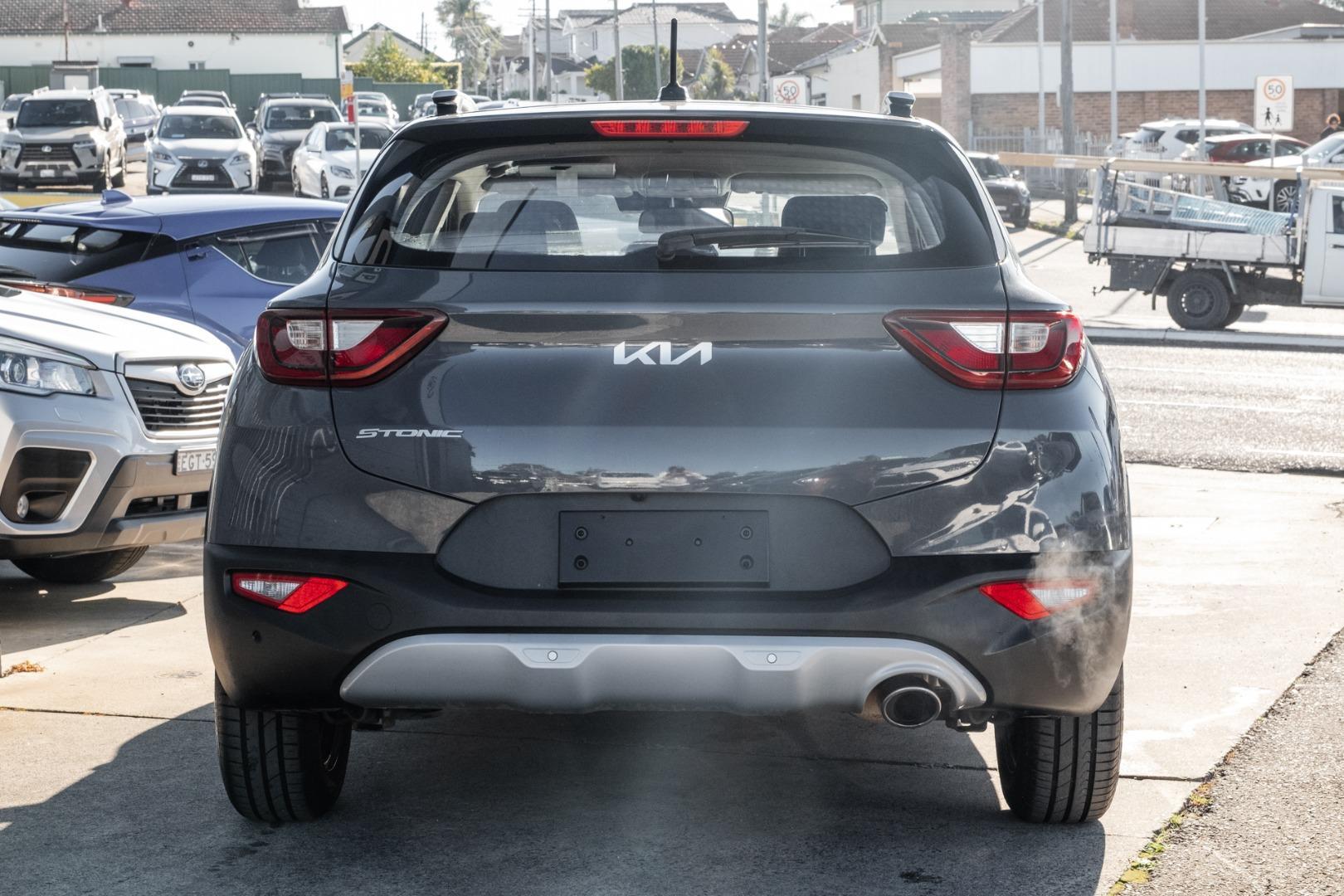 2022 Kia Stonic S in Grey