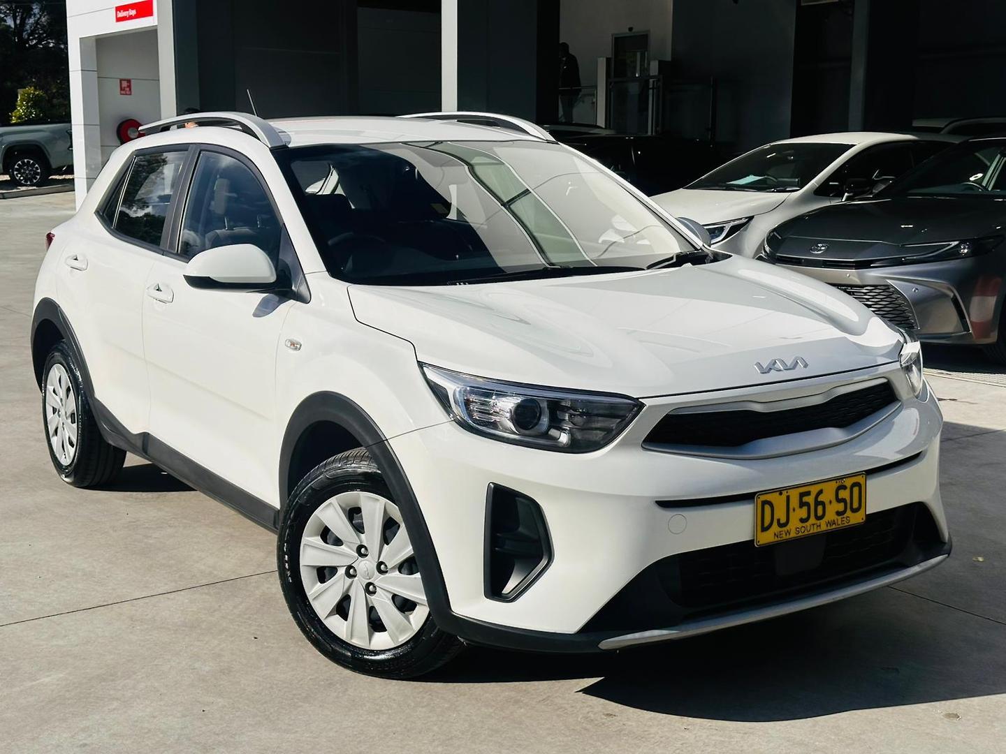 2023 Kia Stonic S in Snow White Pearl (Swp)