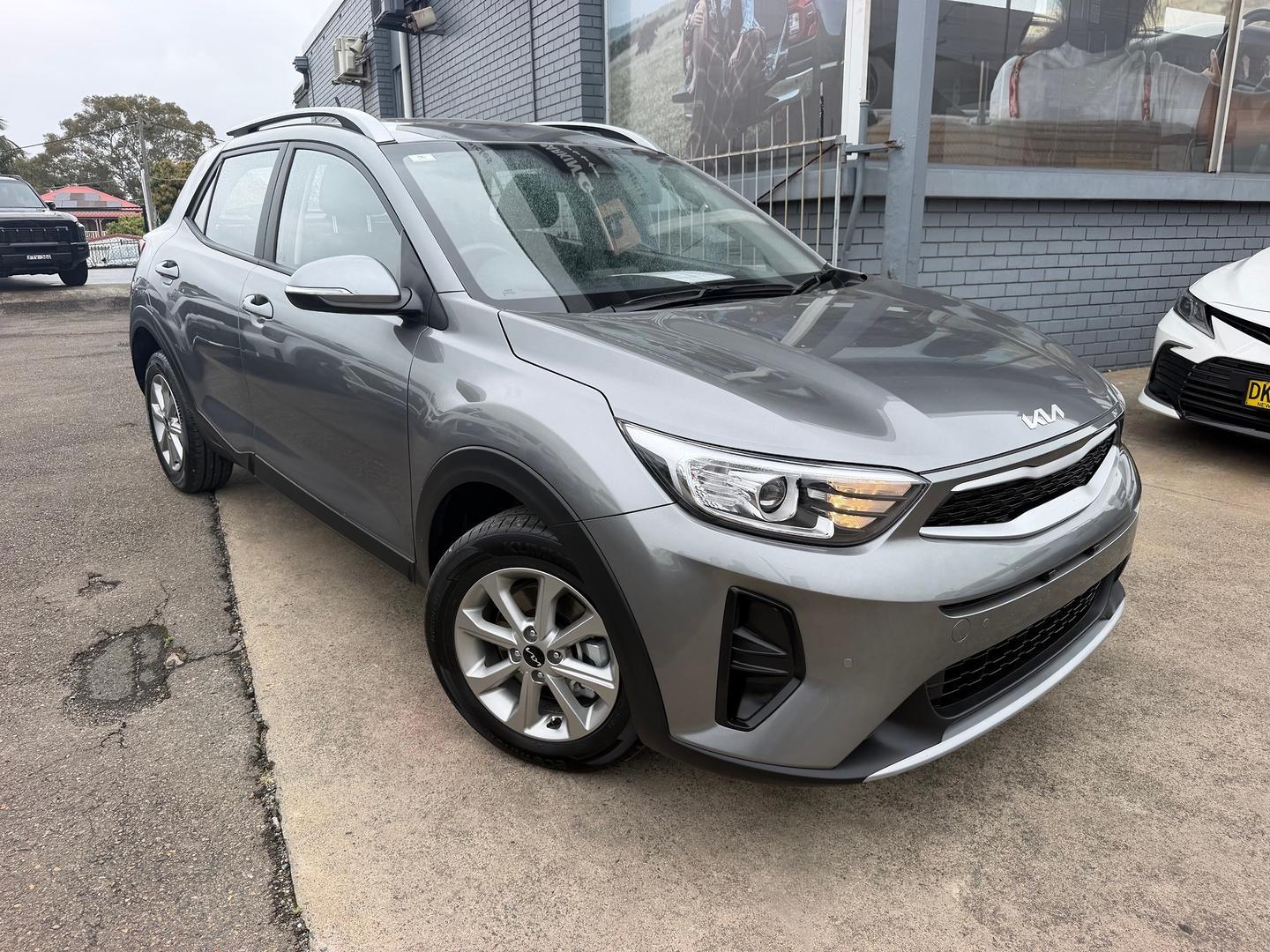 2025 Kia Stonic S in Astro Grey (M7g)