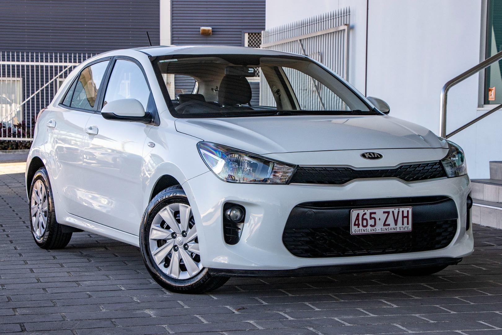 2019 Kia Rio S in White