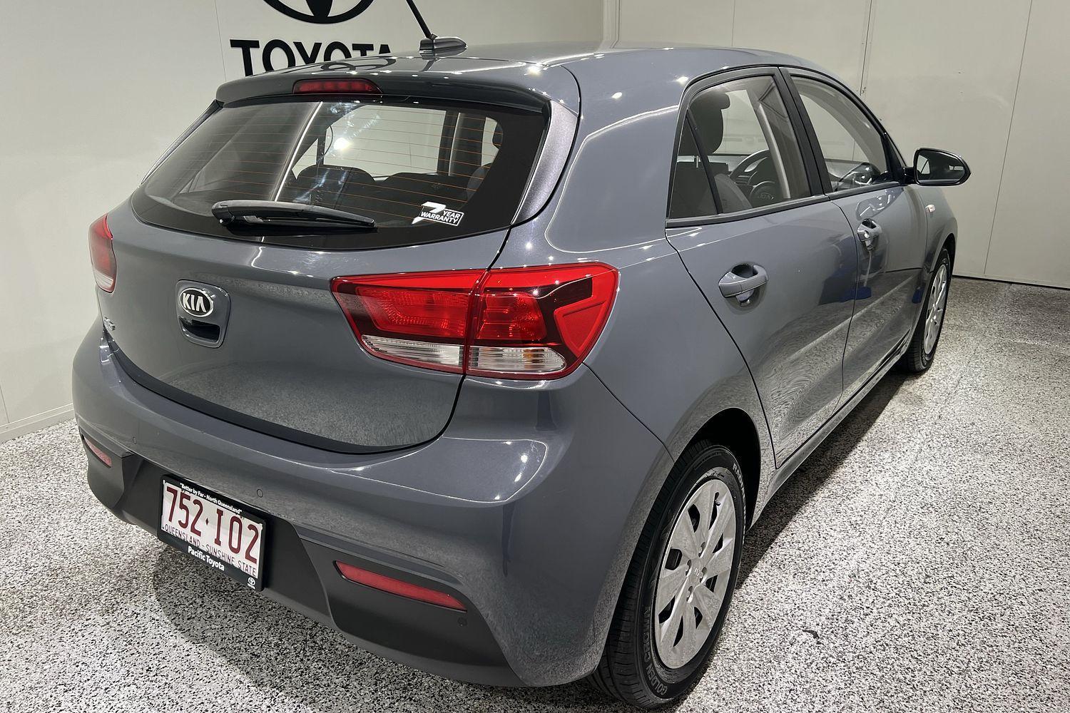 2021 Kia Rio S in Grey