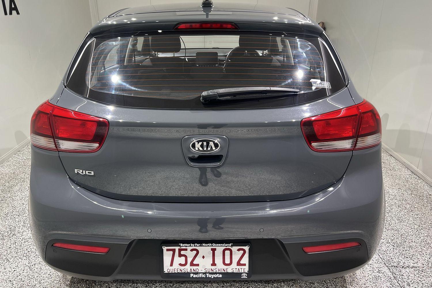 2021 Kia Rio S in Grey