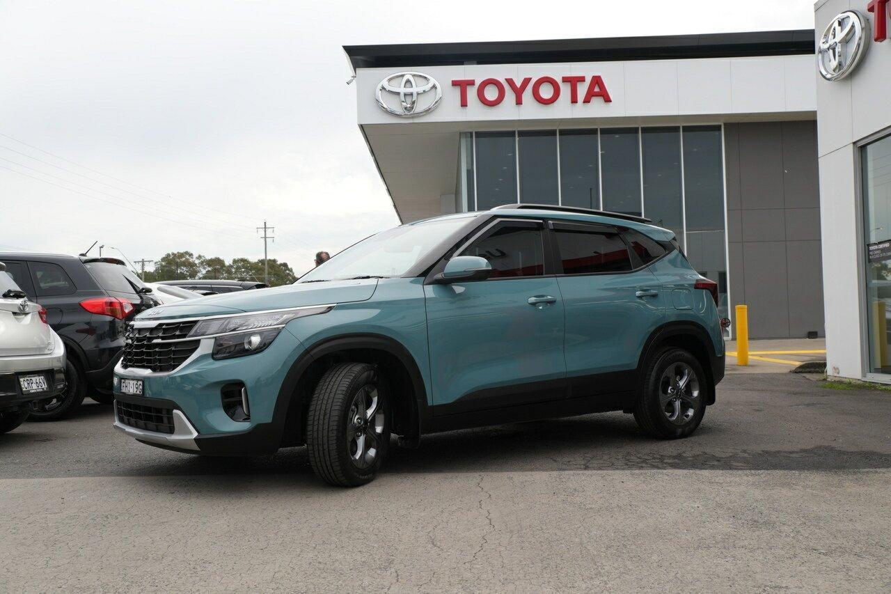 2023 Kia Seltos S in Pluton Blue