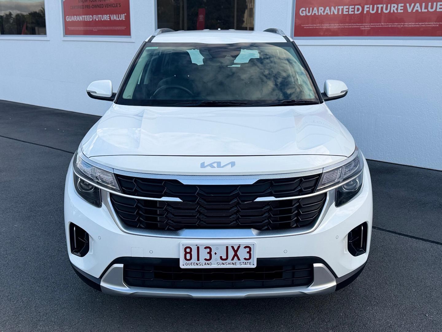 2024 Kia Seltos S in White