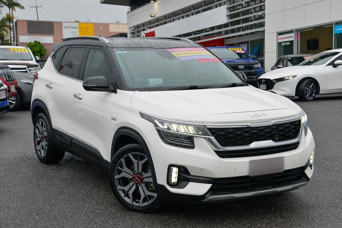 2021 Kia Seltos GT-Line in White