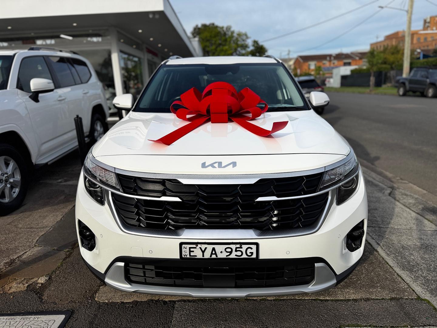 2022 Kia Seltos Sport+ in White