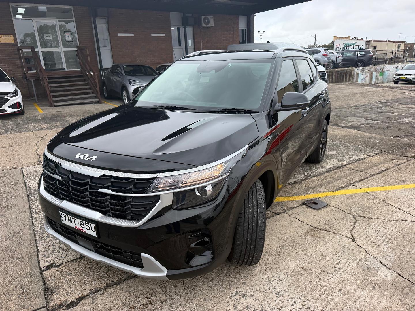 2023 Kia Seltos Sport+ in Fusion Black (Fsb)