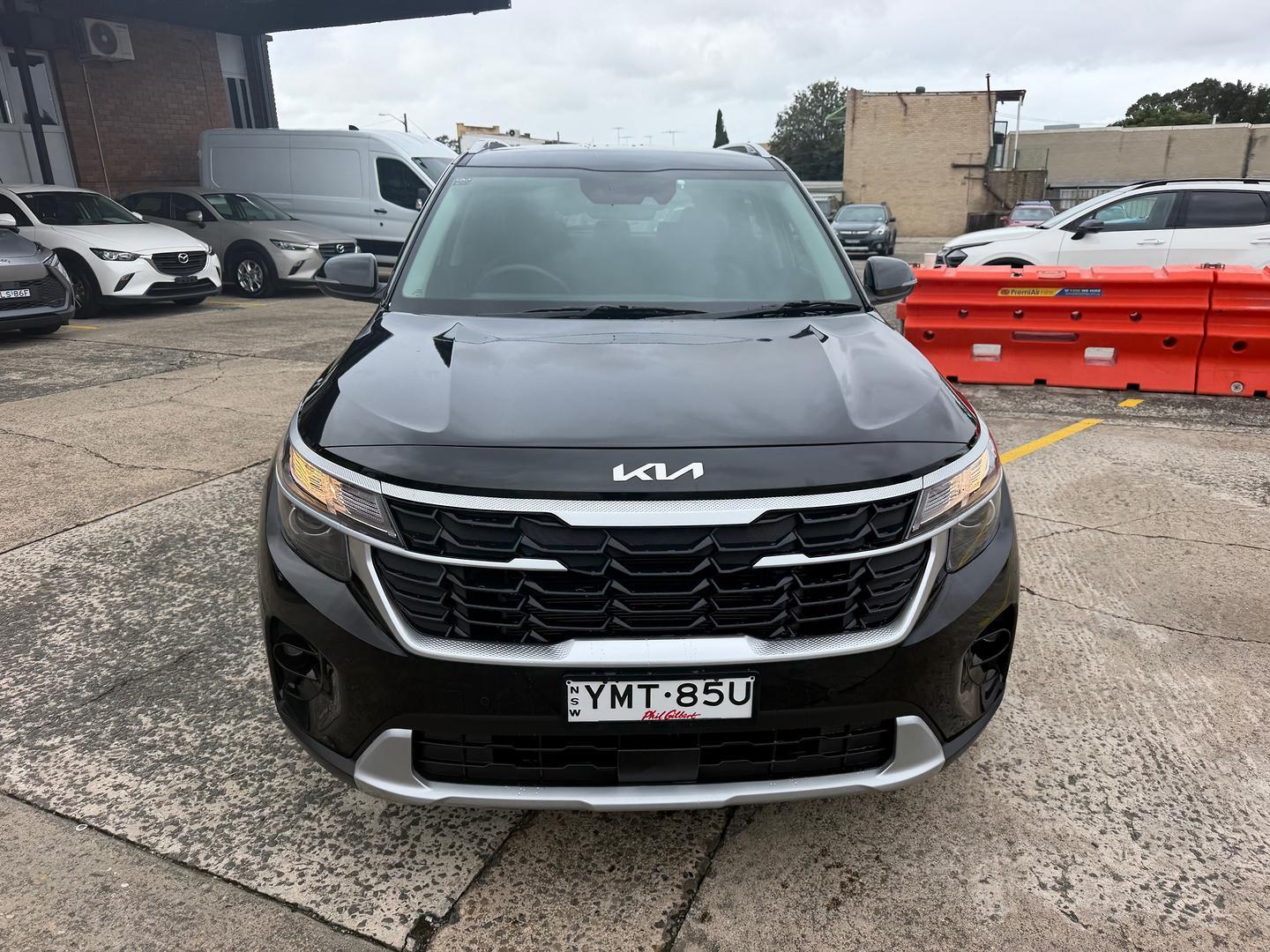 2023 Kia Seltos Sport+ in Fusion Black (Fsb)